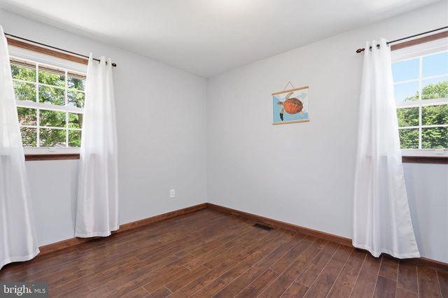 26 CENTURY WAY, Hamilton, NJ 08690
