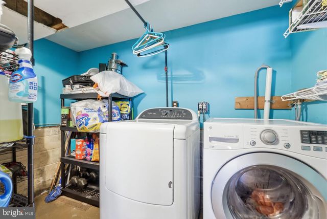 26 CENTURY WAY, Hamilton, NJ 08690