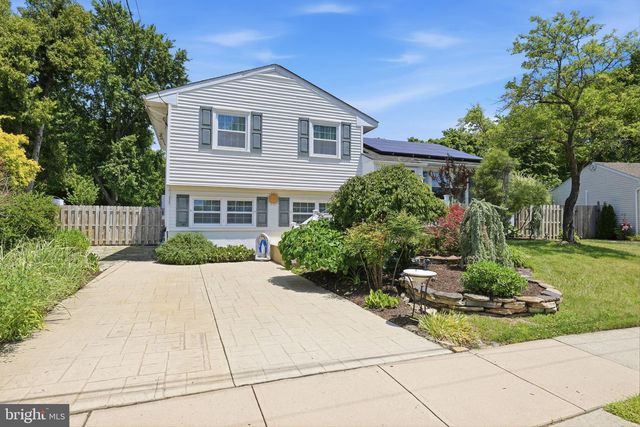 26 CENTURY WAY, Hamilton, NJ 08690