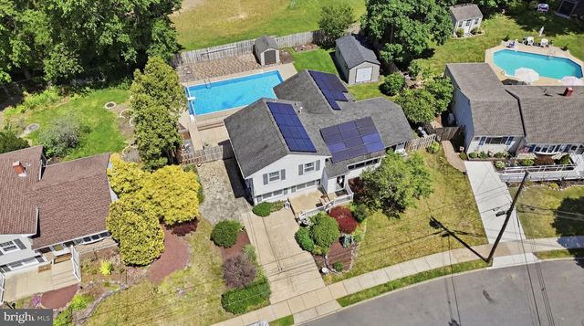 26 CENTURY WAY, Hamilton, NJ 08690