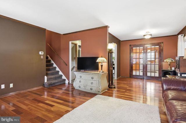 26 CENTURY WAY, Hamilton, NJ 08690