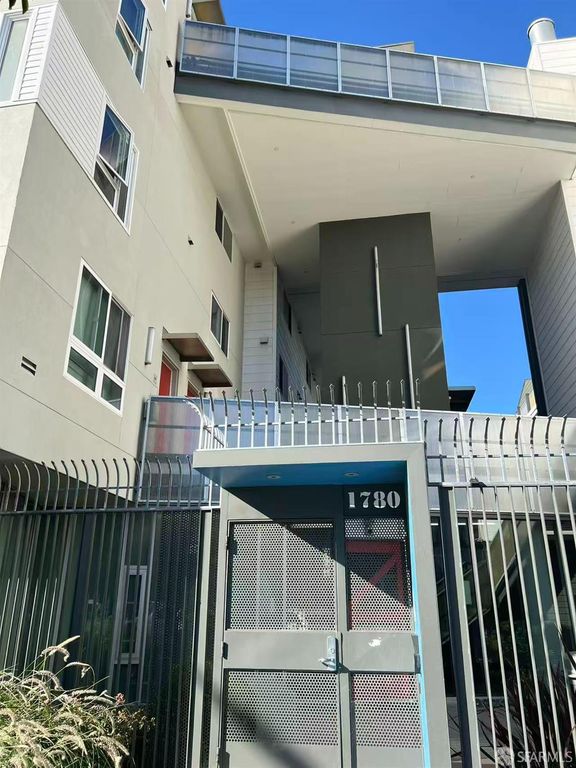 1780 Bancroft Avenue 354, San Francisco, CA 94124