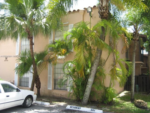 10744 N Kendall M-18, Miami, FL 33176