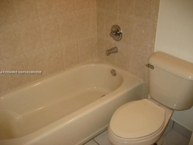 10744 N Kendall M-18, Miami, FL 33176