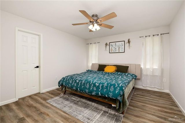 2300 Story Lane, Palmhurst, TX 78573