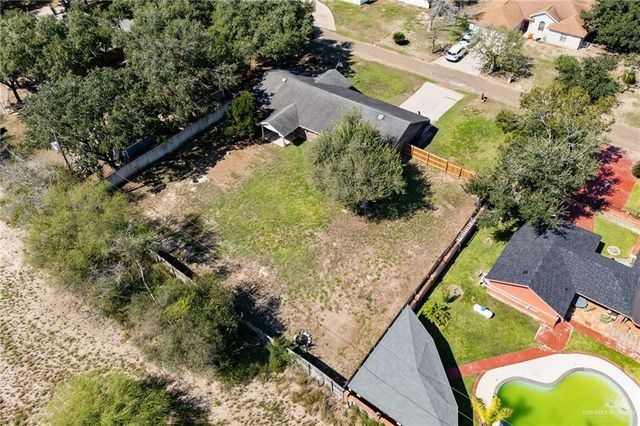 2300 Story Lane, Palmhurst, TX 78573