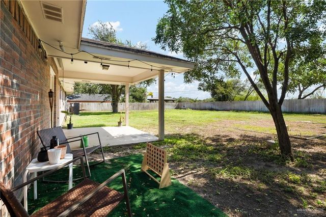 2300 Story Lane, Palmhurst, TX 78573