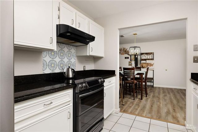 2300 Story Lane, Palmhurst, TX 78573