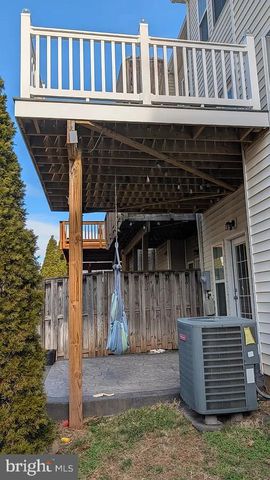 43385 RICKENBACKER SQ, Ashburn, VA 20147