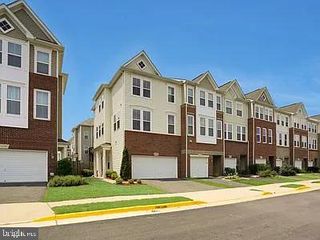 43385 RICKENBACKER SQ, Ashburn, VA 20147