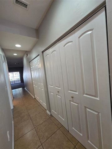 1571 NW 29TH ROAD 4, Gainesville, FL 32605