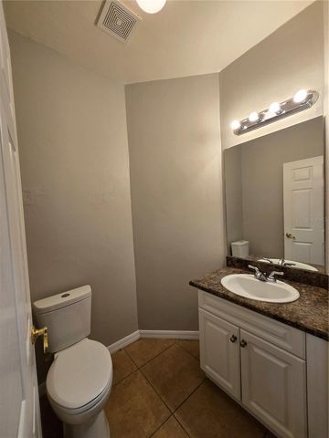 1571 NW 29TH ROAD 4, Gainesville, FL 32605