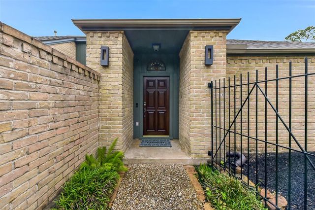 4106 Crownwood Drive, Seabrook, TX 77586