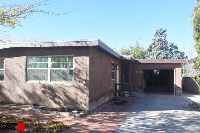 421 N Virginia Street NE 1, Albuquerque, NM 87108