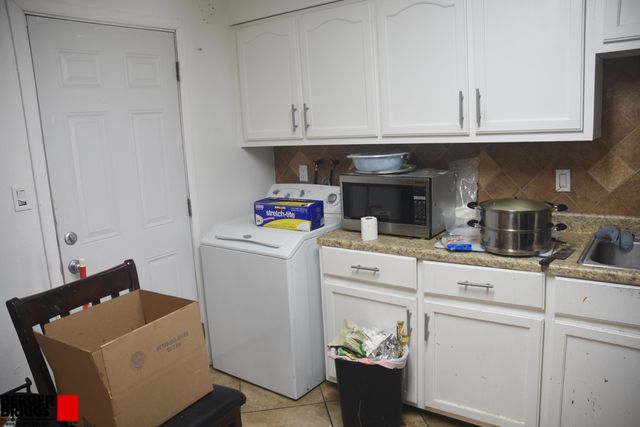 421 N Virginia Street NE 1, Albuquerque, NM 87108