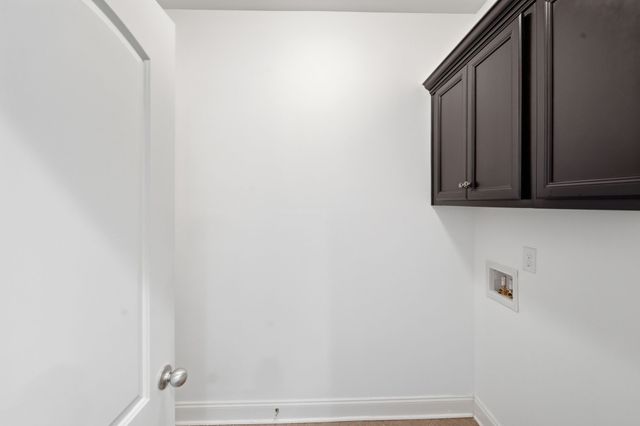 918 Silkwood Cir, Nashville, TN 37221