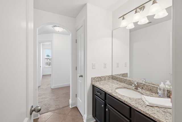 918 Silkwood Cir, Nashville, TN 37221