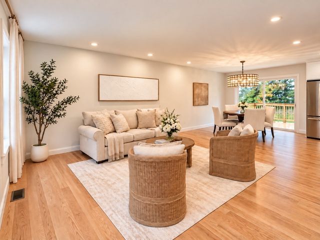 19 Pine St, Ayer, MA 01432