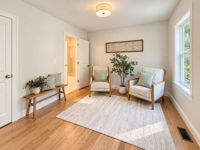 19 Pine St, Ayer, MA 01432
