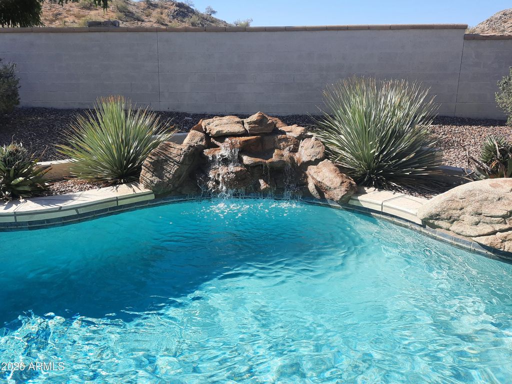 18575 W CAPISTRANO Avenue, Goodyear, AZ 85338 — photo 3