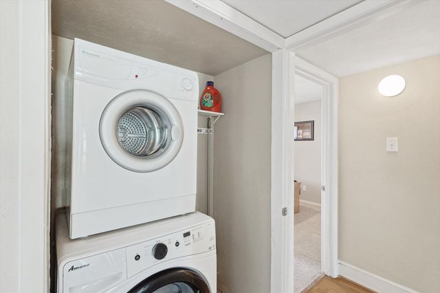 5916 Sandhurst Lane 226, Dallas, TX 75206