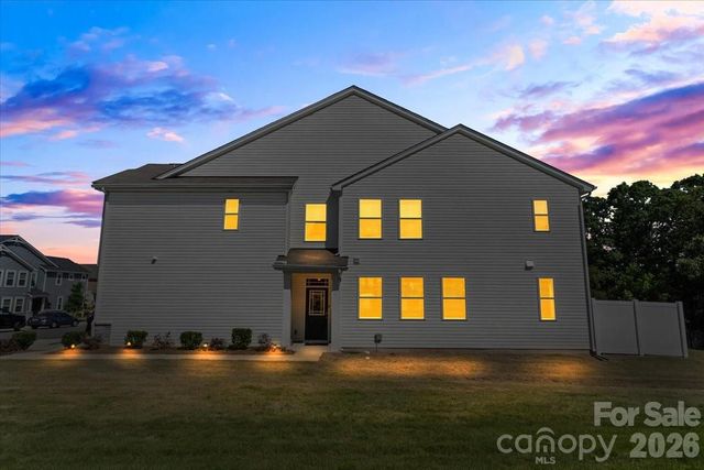 4529 Iron Oak Lane, Charlotte, NC 28269
