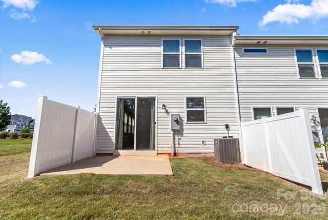 4529 Iron Oak Lane, Charlotte, NC 28269