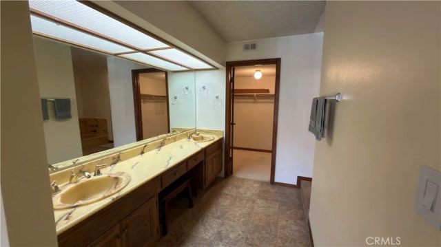 6358 Riviera Circle, Long Beach, CA 90815