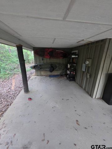 13687 Eastside Rd, Tyler, TX 75707