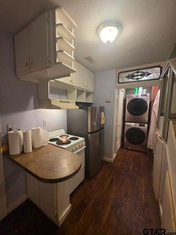 13687 Eastside Rd, Tyler, TX 75707