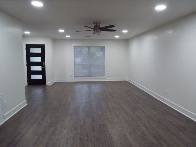 8949 Shorelark Drive, Dallas, TX 75217