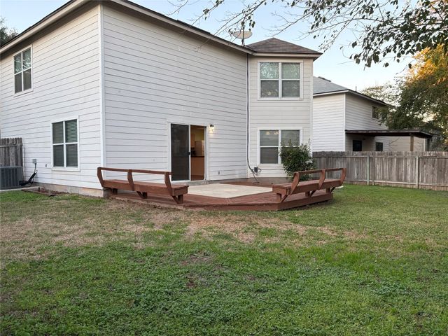 88 Elm Hill CT, San Marcos, TX 78666