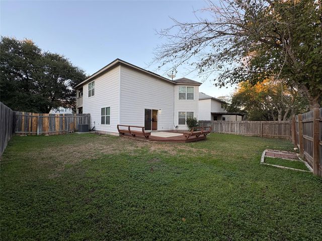 88 Elm Hill CT, San Marcos, TX 78666