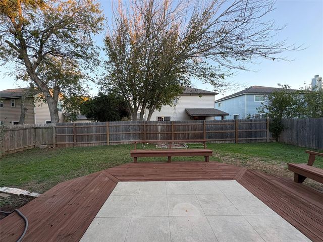 88 Elm Hill CT, San Marcos, TX 78666