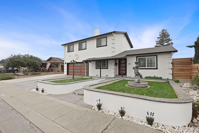 1754 Carignane Way, Escalon, CA 95320