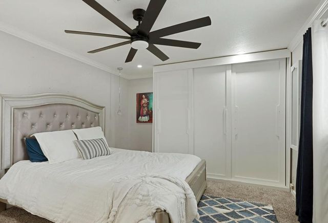 1754 Carignane Way, Escalon, CA 95320