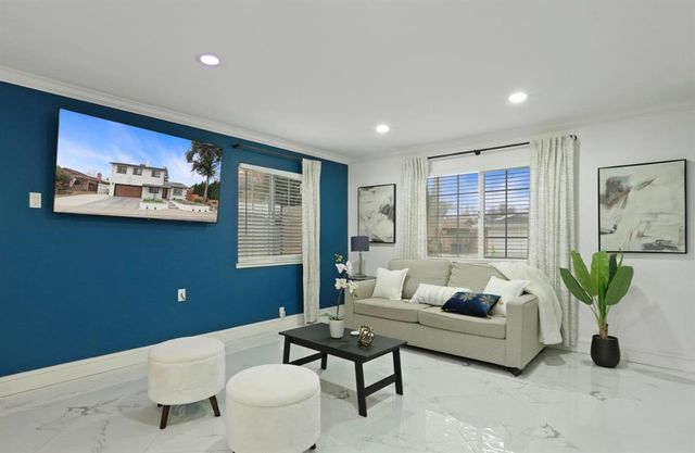 1754 Carignane Way, Escalon, CA 95320