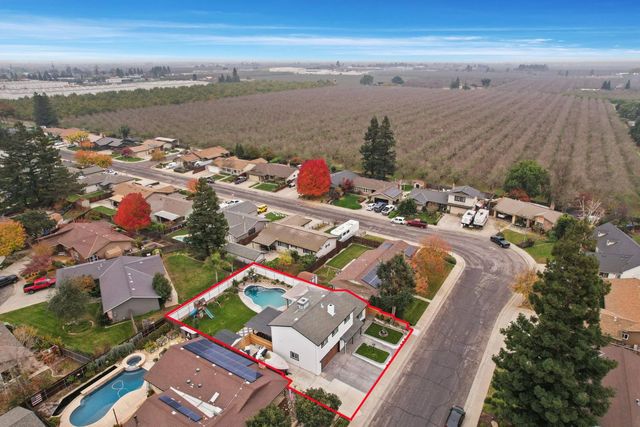1754 Carignane Way, Escalon, CA 95320