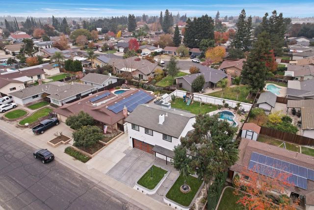 1754 Carignane Way, Escalon, CA 95320