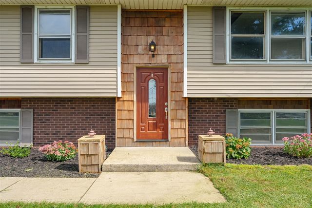 2084 N 26th Street, Kalamazoo, MI 49048