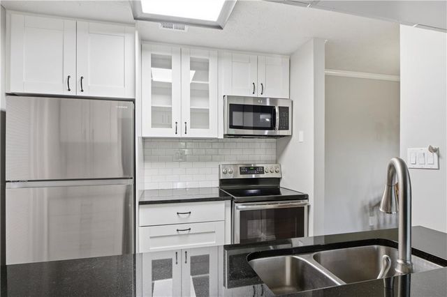 612 Tuxworth Circle, Decatur, GA 30033