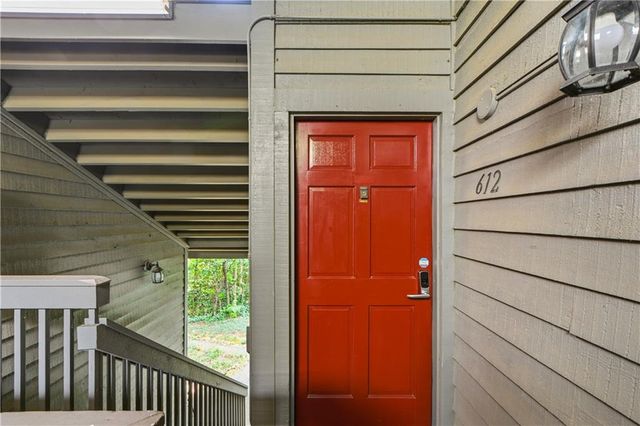 612 Tuxworth Circle, Decatur, GA 30033