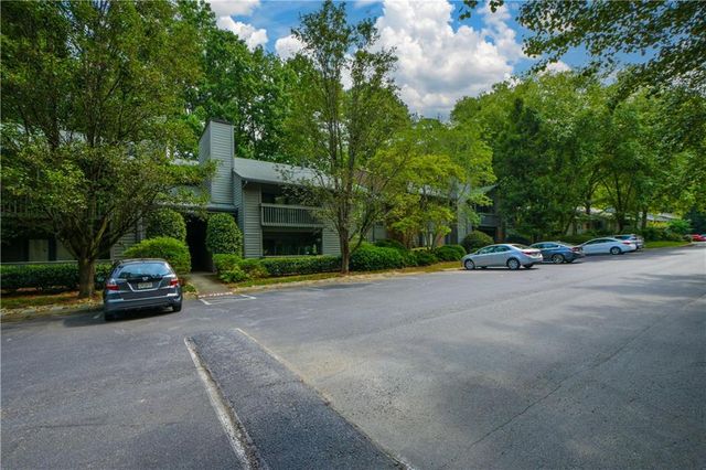 612 Tuxworth Circle, Decatur, GA 30033