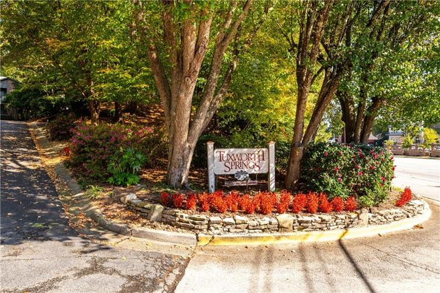 612 Tuxworth Circle, Decatur, GA 30033