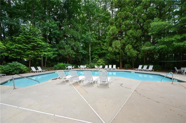 612 Tuxworth Circle, Decatur, GA 30033