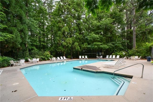 612 Tuxworth Circle, Decatur, GA 30033