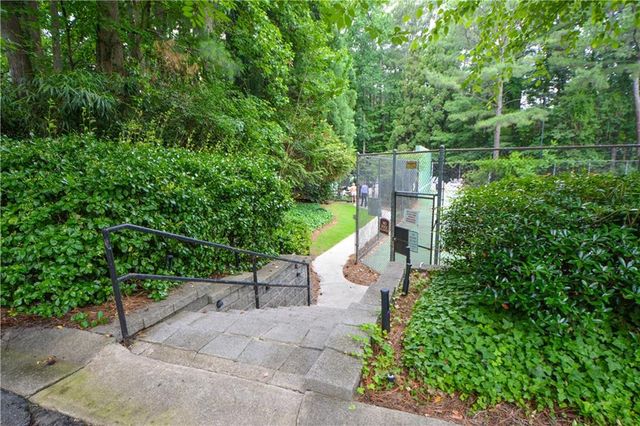 612 Tuxworth Circle, Decatur, GA 30033