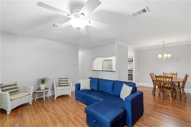 612 Tuxworth Circle, Decatur, GA 30033