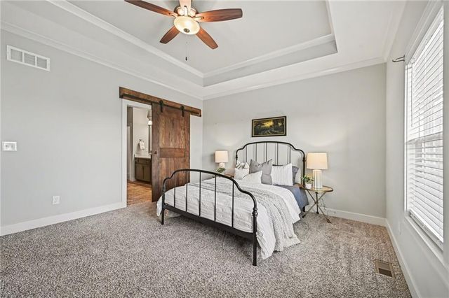 19610 W 115th Court, Olathe, KS 66061