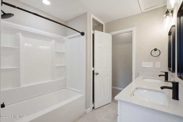 213 Shannon Drive, Wilmington, NC 28409